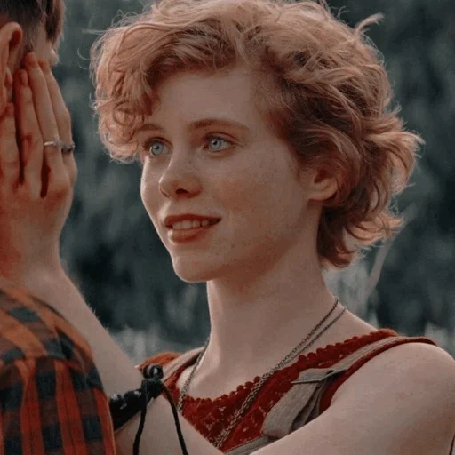 beverly marsh, sophia lillis, beverly marsh, sophia lilith beverly, sophia lilith beverly marsh