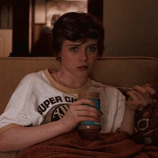 chica, sophia lillis, beverly marsh, actor de televisión, nasija kamenkikh