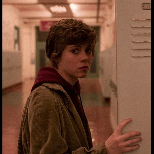 sophia lillis, beverly marsh, actor de televisión, sophia lilith kelly, serie sofía lilith 2020