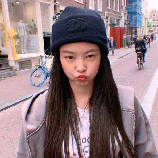 девушка, ким джису, ким дженни, black pink, black pink jennie