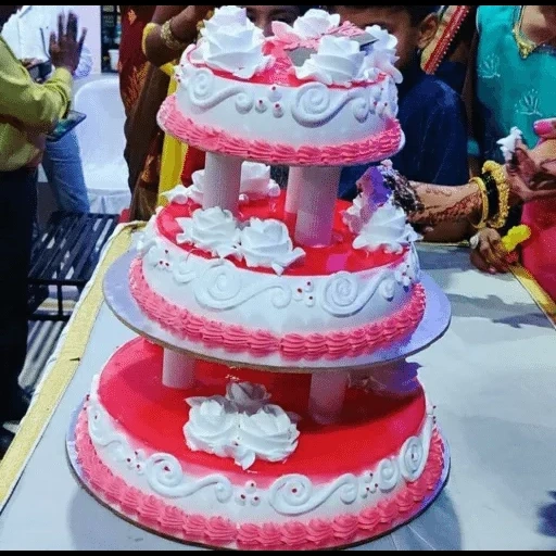 торт, торт карусель, торт свадебный, оригинальный свадебный торт, трехъярусный свадебный торт
