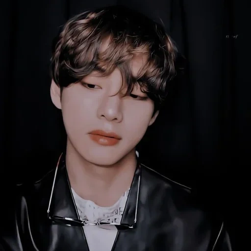 tae hyung, taehyung, kim tae hyung, kim tae hyun, taehyung bts