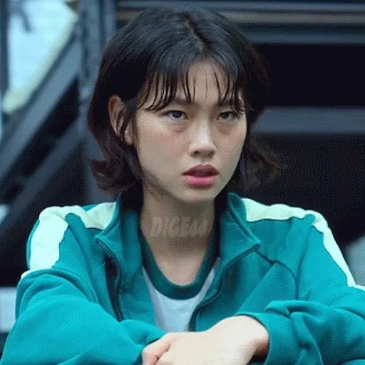 attore coreano, serie di giochi seppia, wolf baby 1985 scott, attrice kang sae byeok, gioco di calamari kang shibo