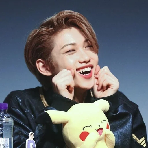 stray kids felix, lee felix, феликс stray kids милый, stray kids felix 2020 mem, феликс stray kids улыбка