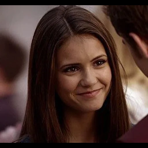 nina dobrev, elena gilbert, buku harian vampir, the vampire diaries, impian kassandra haley etwell