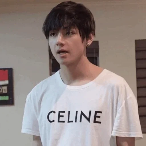 celine футболка, тэхен вопль, bts jungkook, мужчина, taehyung bts