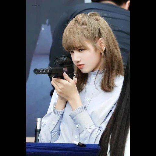 black powder, manoban larisa, lisa blackpink, blackpink lalisa, blackpink lisa manicure