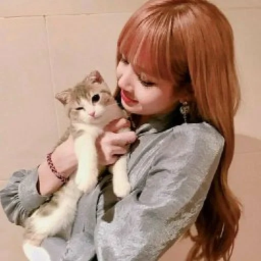 pink preto, lisa blackpink, blackpink lalisa, blackpink lisa leo, lalisa manoban cats