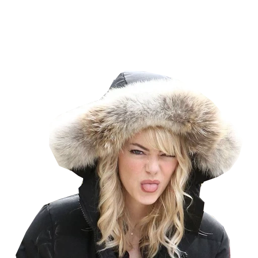 emma stone, chapéu de pele, língua emma stone, emma stone blonde, jaquetas de inverno femininas