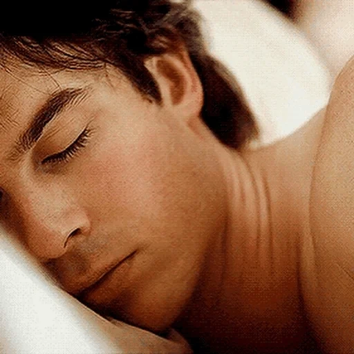 i diari del vampiro, damon salvatore, the vampire diaries, ian somerholder sta dormendo, damon salvatore dorme