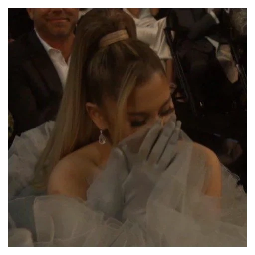 ariana, celebridades, ariana grande, ariana grande grammy 2019, ariana grande 2020 sesión de fotos grammy