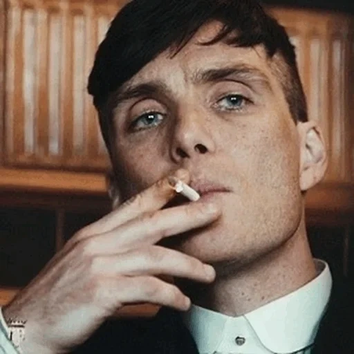 shelby, tommy shelby, thomas shelby, visores afilados, thomas shelby cigareta