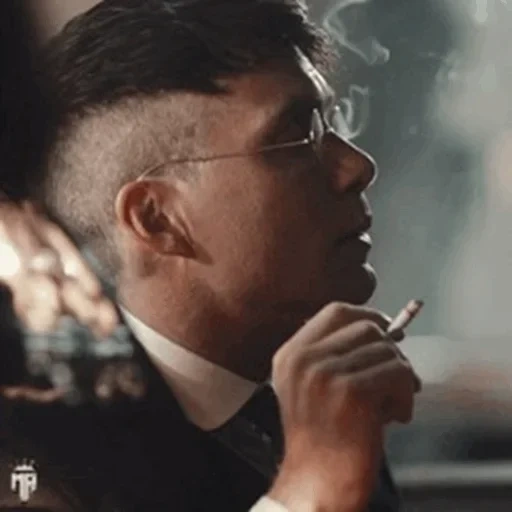 shelby, tommy shelby, visori acuti, blinders film 2006, meme di investimento tinkoff