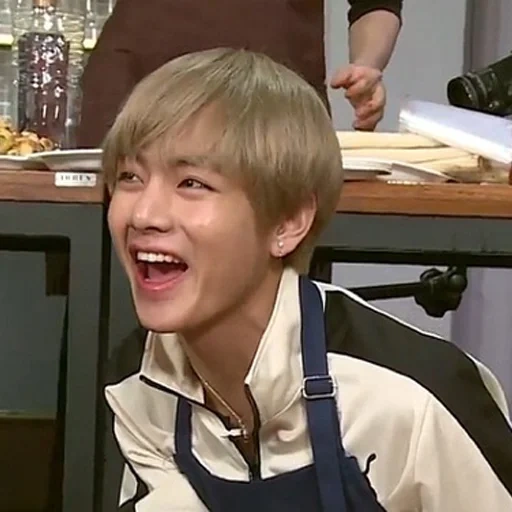 taehyung, ким тэ хён, taehyung bts, bangtan boys, kim taehyung smile