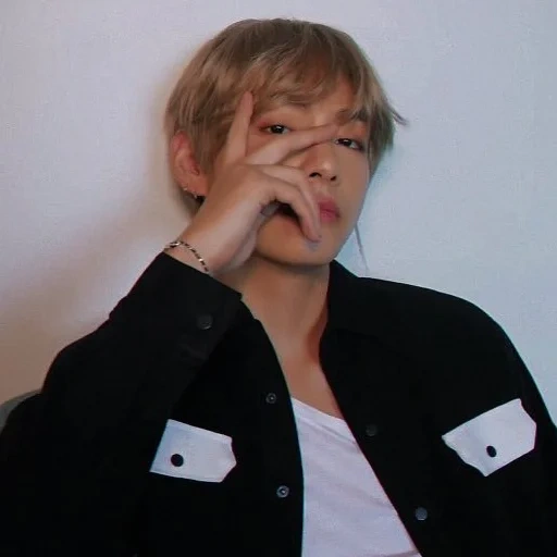 tae hyung, taehyung, kim tae-hyun, taehyung bts, taehyung kim