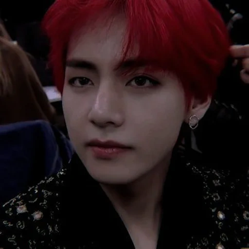 taehyung, jin taixian, jin taiheng vermelho, cabelo vermelho magnata, bts jin taixuan estética