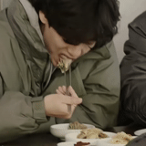 asiatisch, mensch, korea schauspieler, chinesisches essen, jackie chan isst