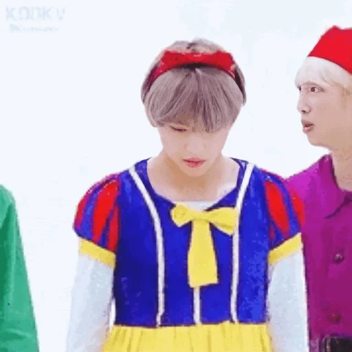 taehen, bcc blancanieves, kim taehen go go, taehen blancanieves, bts taehen blancanieves