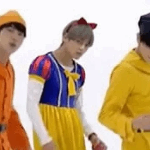 bcc snow white, kim taehen go go, taehyun snow white, bts taehen snow white, bts taehen snow white