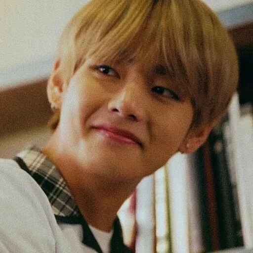 taehyung, тэхён bts, оставшийся, bangtan boys, kim taehyung улыбается