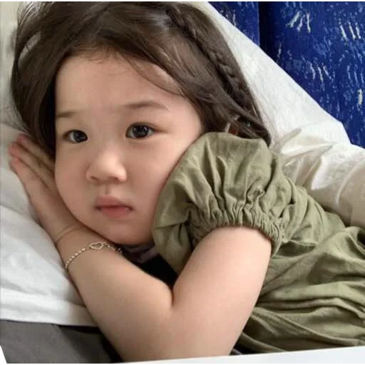asiático, los niños son lindos, niños asiáticos, niña, llorando niños coreanos