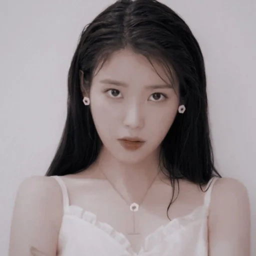 iu idol, yu xing, ui aesthetic, korean girls, actrice coréenne