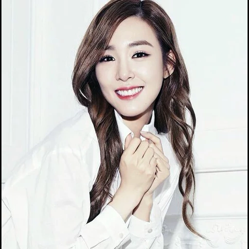 taeyeon mom, girls generation, tiffany korean singer