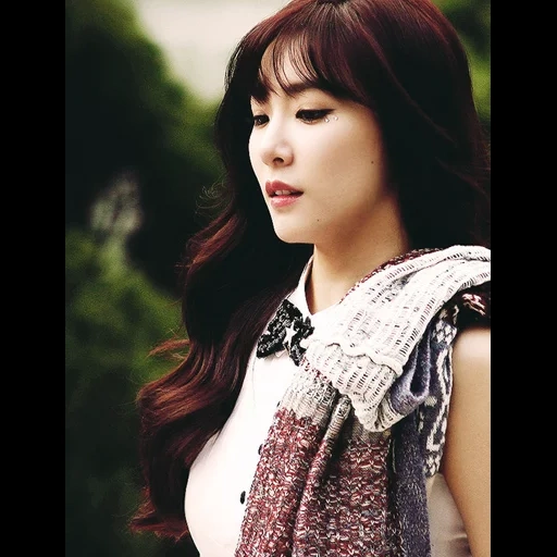 huang renying, generasi girls, aktris cantik, girls generation tts, tiffany kuning pirang