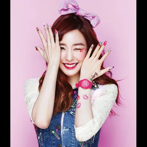 cui so-yeon, rosa cristallina, girls generation, snsd tiffany graphics, cosmetici in stile coreano