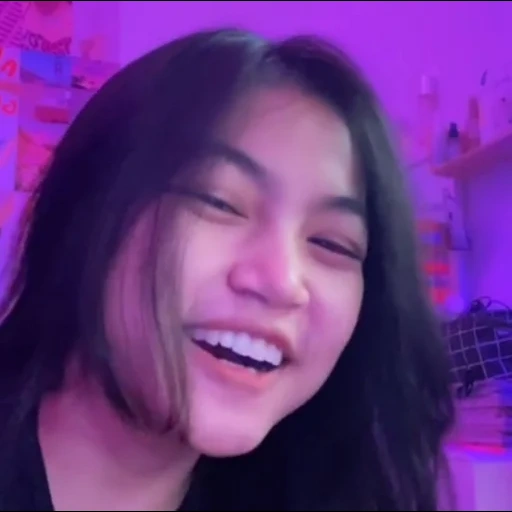 gli asiatici, i coreani, viral tiktok, ragazza coreana, oge chimica