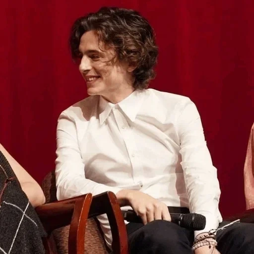 cara, timothy shalame, timothee chalamet, timothee chalamet abraço, timothee chalamet tapete vermelho