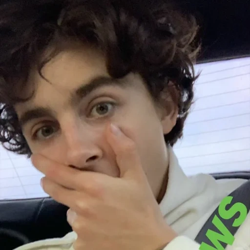 chico, jack dylan, jack grazer, timoteo shalame, jack dylan grazer fuma