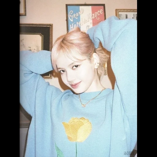 la bambina, polvere nera, fotobook di lisa, lisa blackpink, bella ragazza