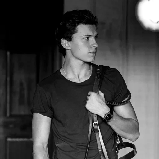 том холланд, человек-паук, красивые мужчины, том холланд грустный, tom holland peter parker