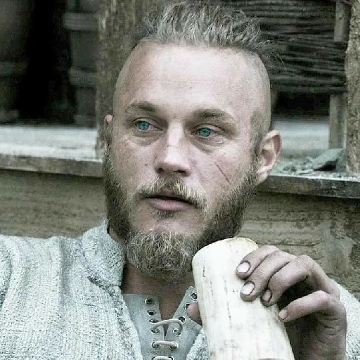 ragnar, ragnar, vikings ragnar, ragnar lodbrok, attore di ragnar lodbrok