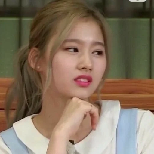 twice, young woman, zhou zyuy, mina twisse memes, sana twishas