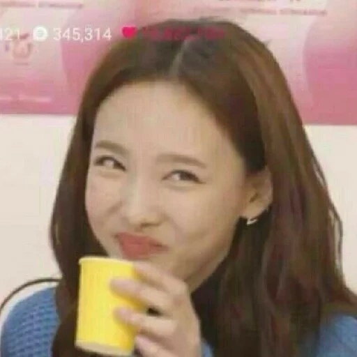 twice, sono stati assunti, in asia, meme di tweiss, twice nayeon