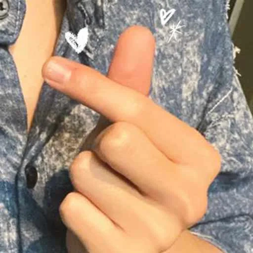 hand, human, saranhulka, saranhulka with fingers with black nails of real life