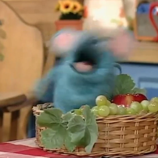 a toy, tutter mouse, funny animals, funny animals, big blue house mouse
