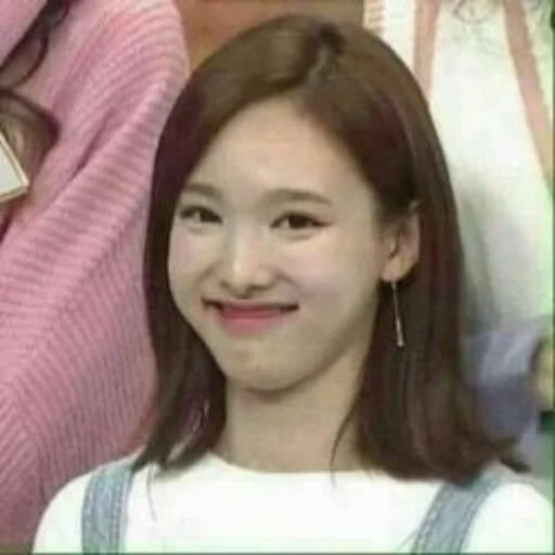 twice, they are naun, twisse funny, twice nayeon, twice naen tt