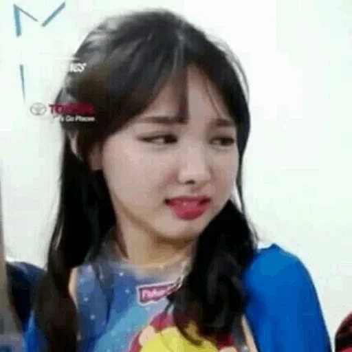 dua kali, mereka adalah naun, meme biarawati, dua kali jihyo, dua kali nayeon