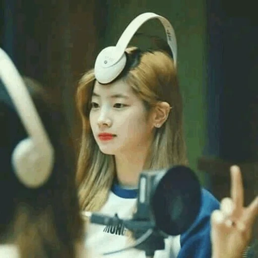 twice, artistes, ils l'ont engagé, twice dahyun, asian girls