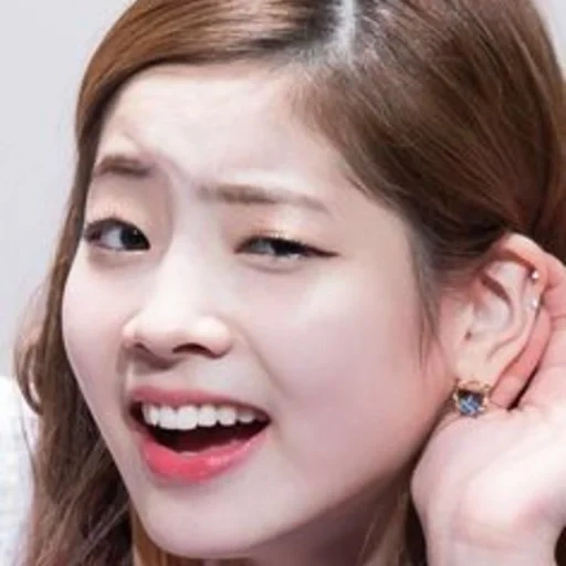 die dahyun, sie haben sie angeheuert, shin min ah, twice dahyun, golden tycoon 2021