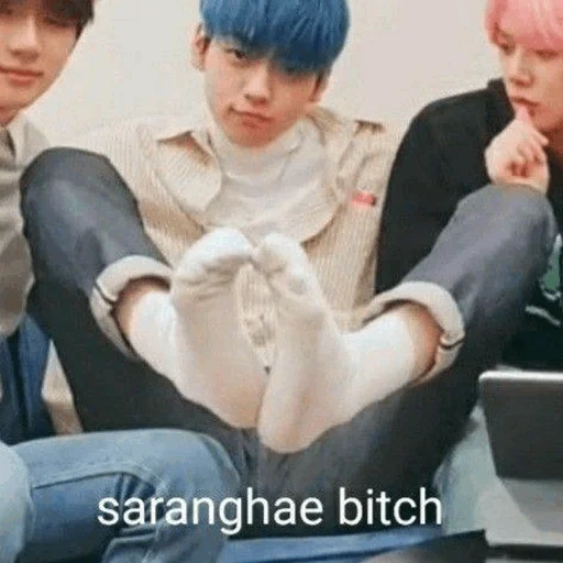 viguki, kim ta hyun, orang bts, anak laki laki bangtan, tujuh belas kaki