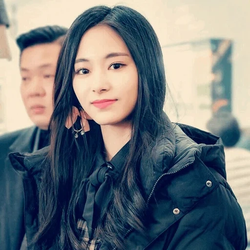 mujer, zhou ziyu, twice tzuyu, la belleza del mundo, la mujer más bella