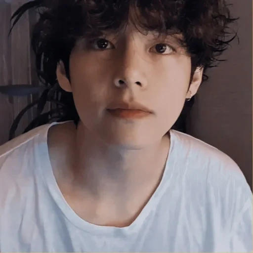 jovem, proteção, jin taixian, taehyung bts, taiheng vlive 2020