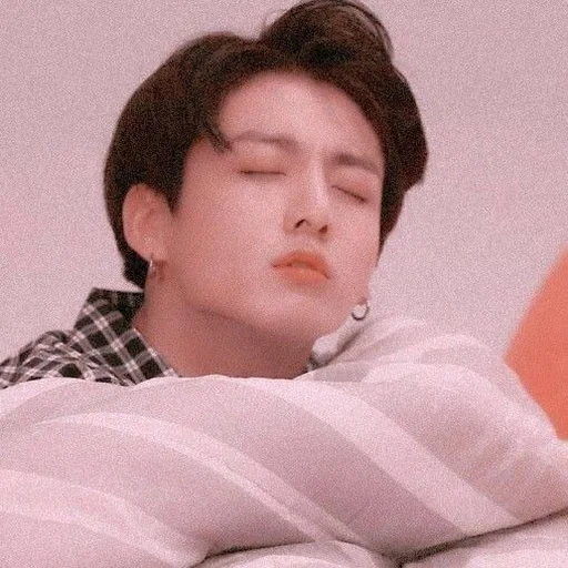 jungkook, jung jungkook, dormire bts, jungkook bts, bts jungkook dorme