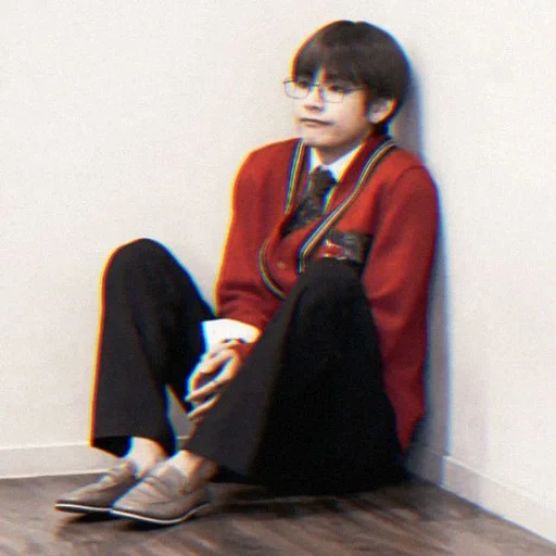 v taehyung, kim ta hyun, anak laki laki bangtan, dezhkina vasilina, sweter merah kim taehen