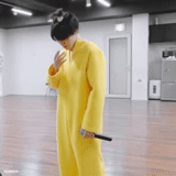 asiático, jimin bts, bts jungkook, ropa amarilla, pantalones de mono amarillo
