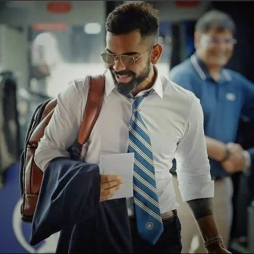 kohli, il maschio, ms dhoni, virat kochli, lexmer topol